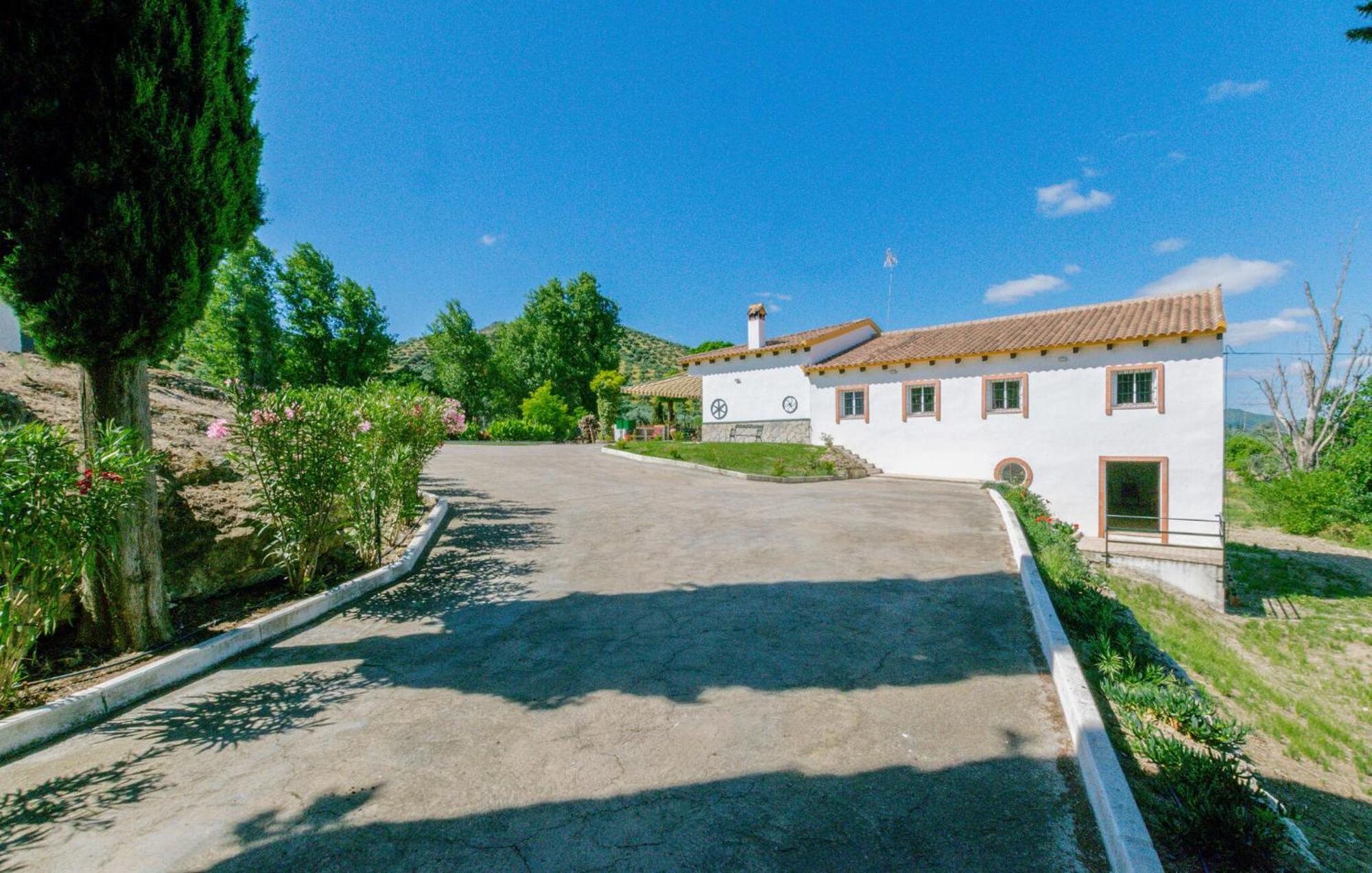 6 Bedroom Amazing Home In La Puebla De Los Infan Ла-Пуэбла-де-лос-Инфантес Экстерьер фото